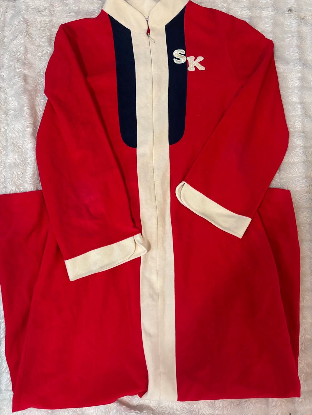Vintage 1970s Vanity Fair zip up robe